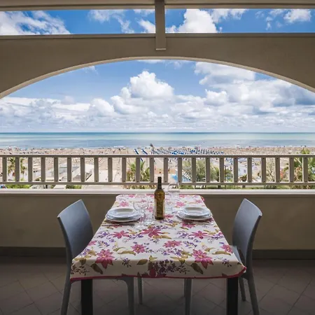 Apartment La Dolce - Monolocale Con Garage Di Fronte Al Mare *